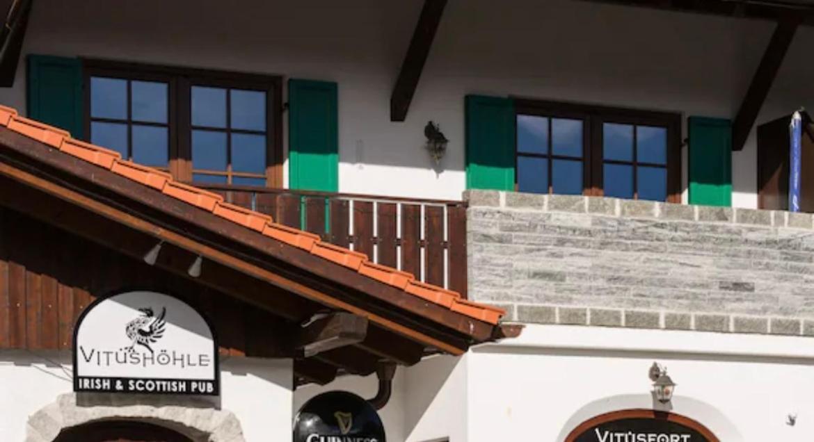 Vitushoehle & Vitusfort - Magie Von Irland Und Schottland Füssen Eksteriør bilde